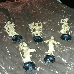 Old Japanese figures